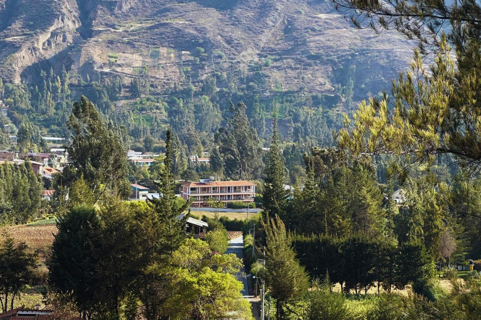 Runaway Eco Hotel Carhuaz Exteriör bild
